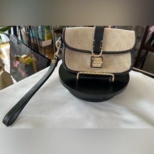 EUC Dooney and Bourke Brown and D&B Canvas Leather Wristlet.